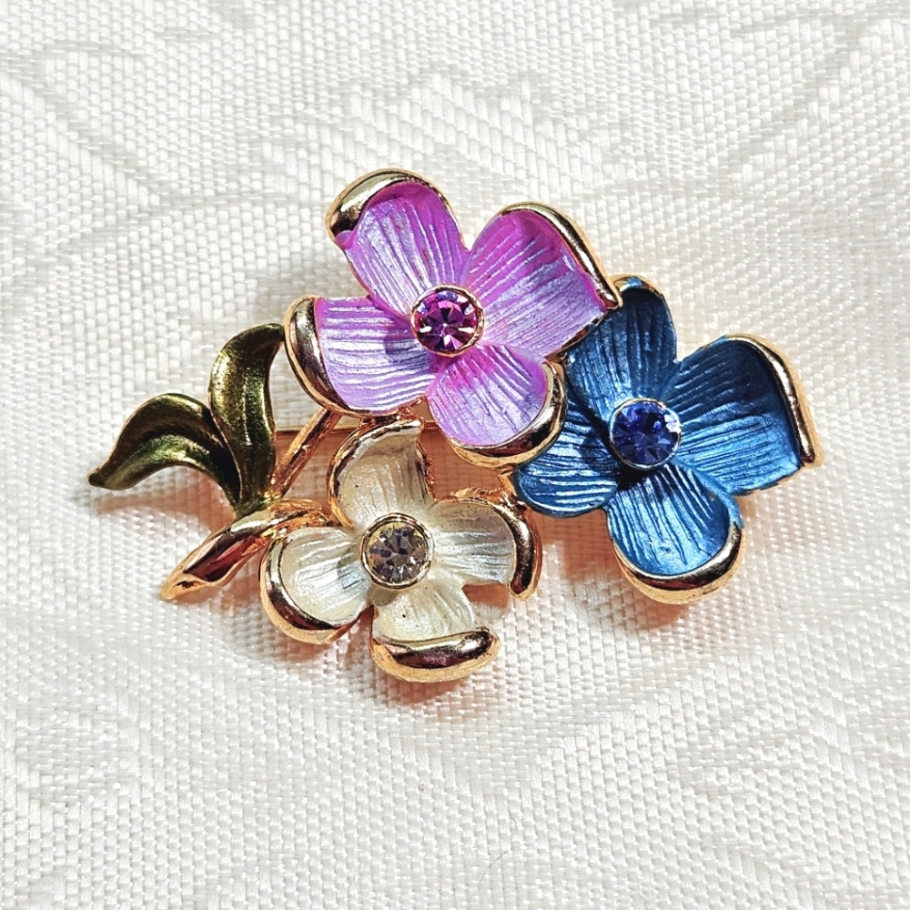 Gold Tone Floral Rhinestone Brooch